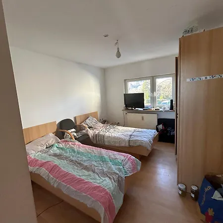 Gemuetliche Monteurswohnung In Fuer 4 Bis 9 Personen *